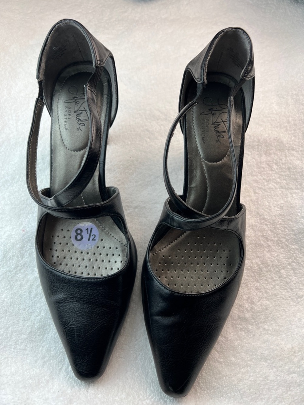 Life Stride 8.5 Kalika Preppy Black Soft System Dress Kitten Heel Strappy Shoes - Picture 6 of 8